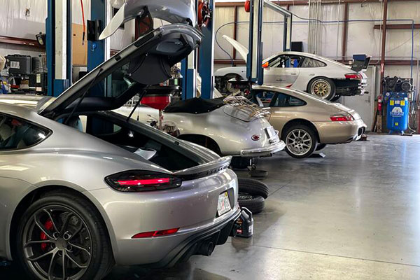 Recommended Porsche repair shop P3 Autokrafte provides repair, maintenance and service for Porsche cars in Dayton, OH.